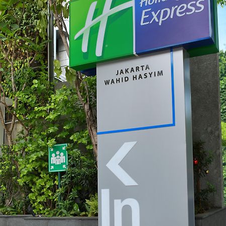 Holiday Inn Express Jakarta Wahid Hasyim, An Ihg Hotel Eksteriør billede