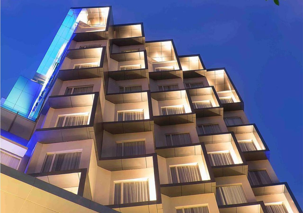 Holiday Inn Express Jakarta Wahid Hasyim By Ihg Eksteriør billede