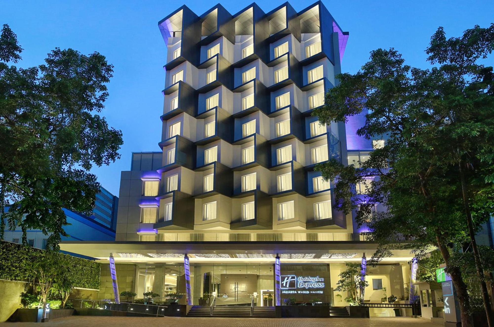 Holiday Inn Express Jakarta Wahid Hasyim By Ihg Eksteriør billede