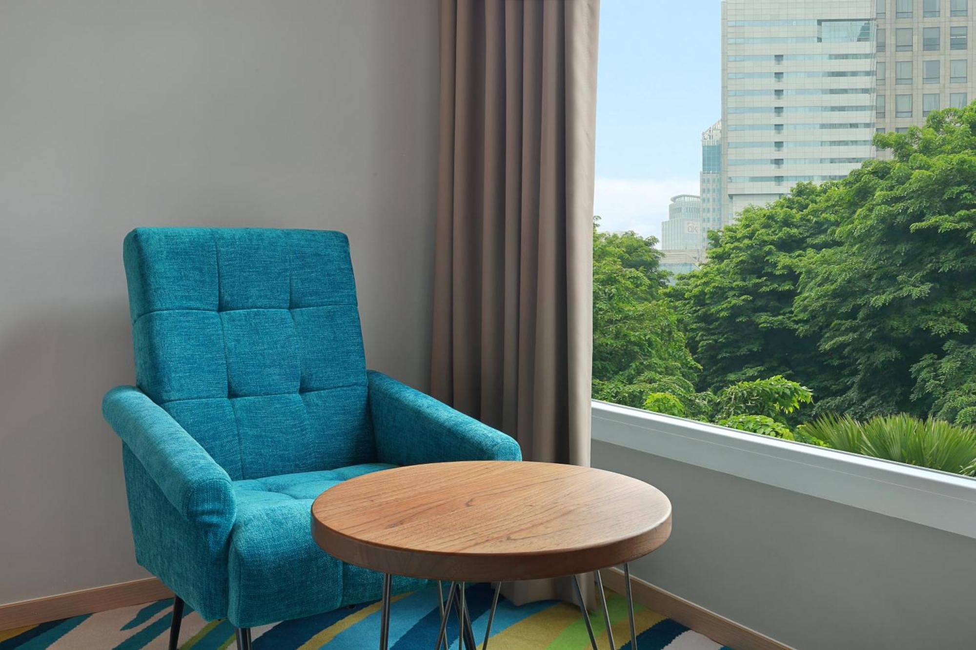 Holiday Inn Express Jakarta Wahid Hasyim By Ihg Eksteriør billede